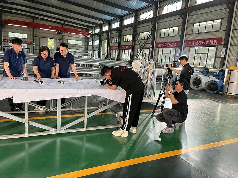 東方企業(yè)家，揚(yáng)子江空調(diào)